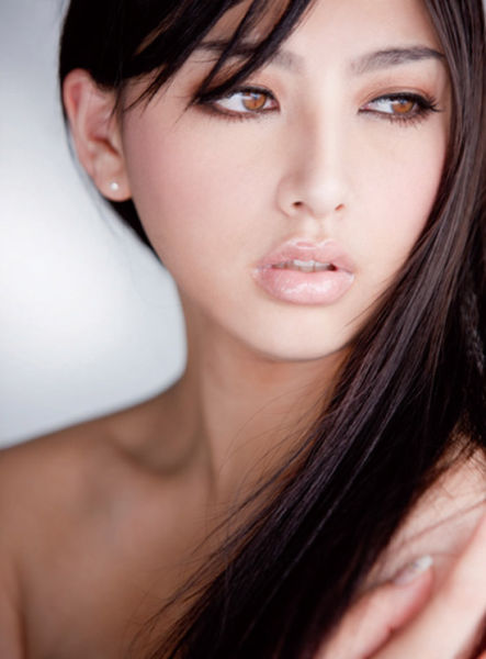 Красивые девушки из Азии