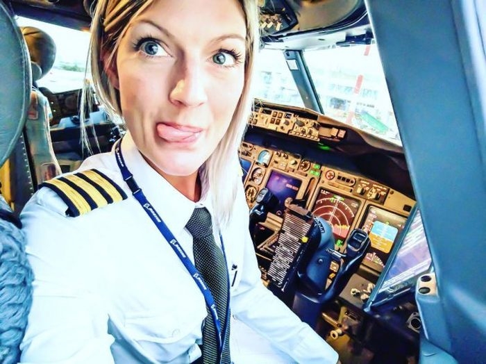 Женщина-пилот стала звездой Instagram
