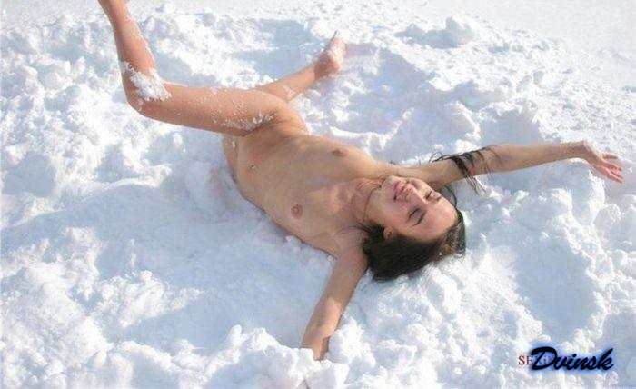 Подборка голых снегурочек (36 фото)